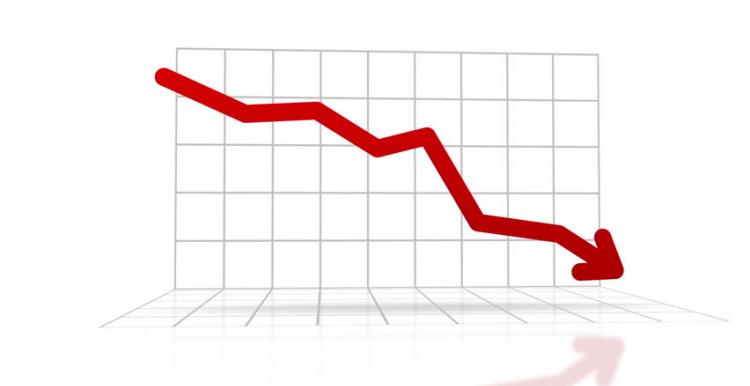 Grid against white backdrop, red arrows diagonally across table showing decline